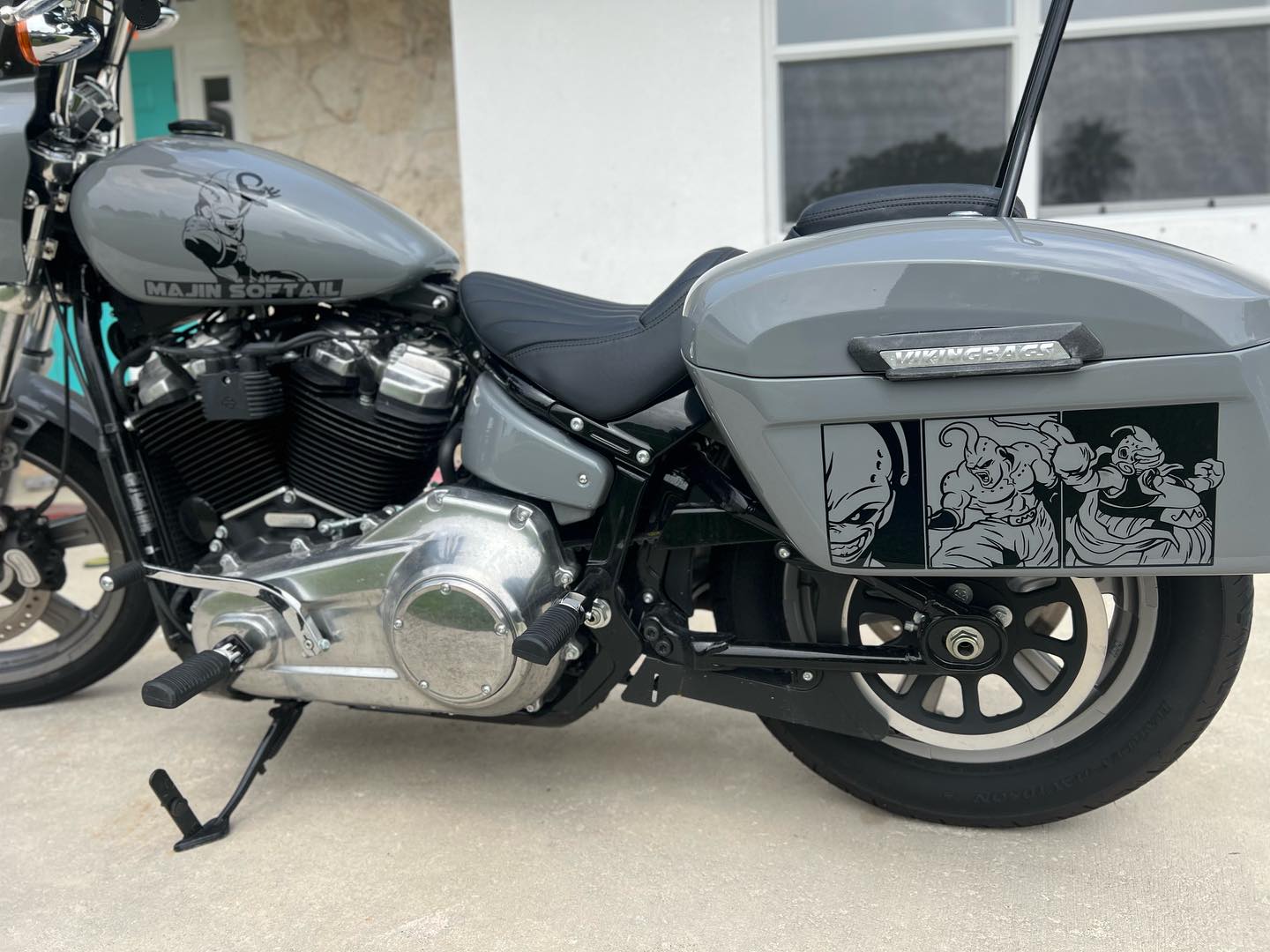 Custom Motorcycle Paint & Graphics